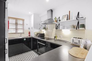 Kitchen - 3- click for photo gallery